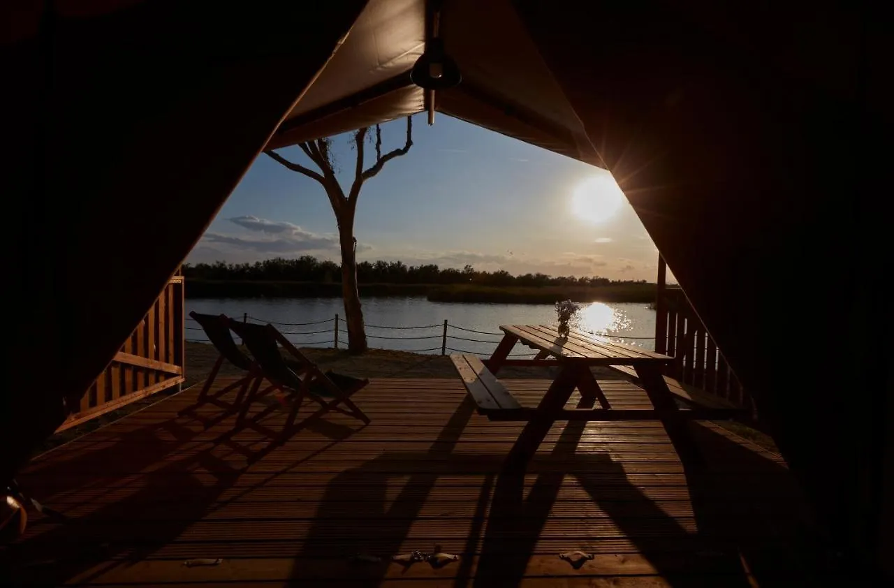 Camping Nautic Almata Glamping Hotel Castello  D'Empuries Campsite